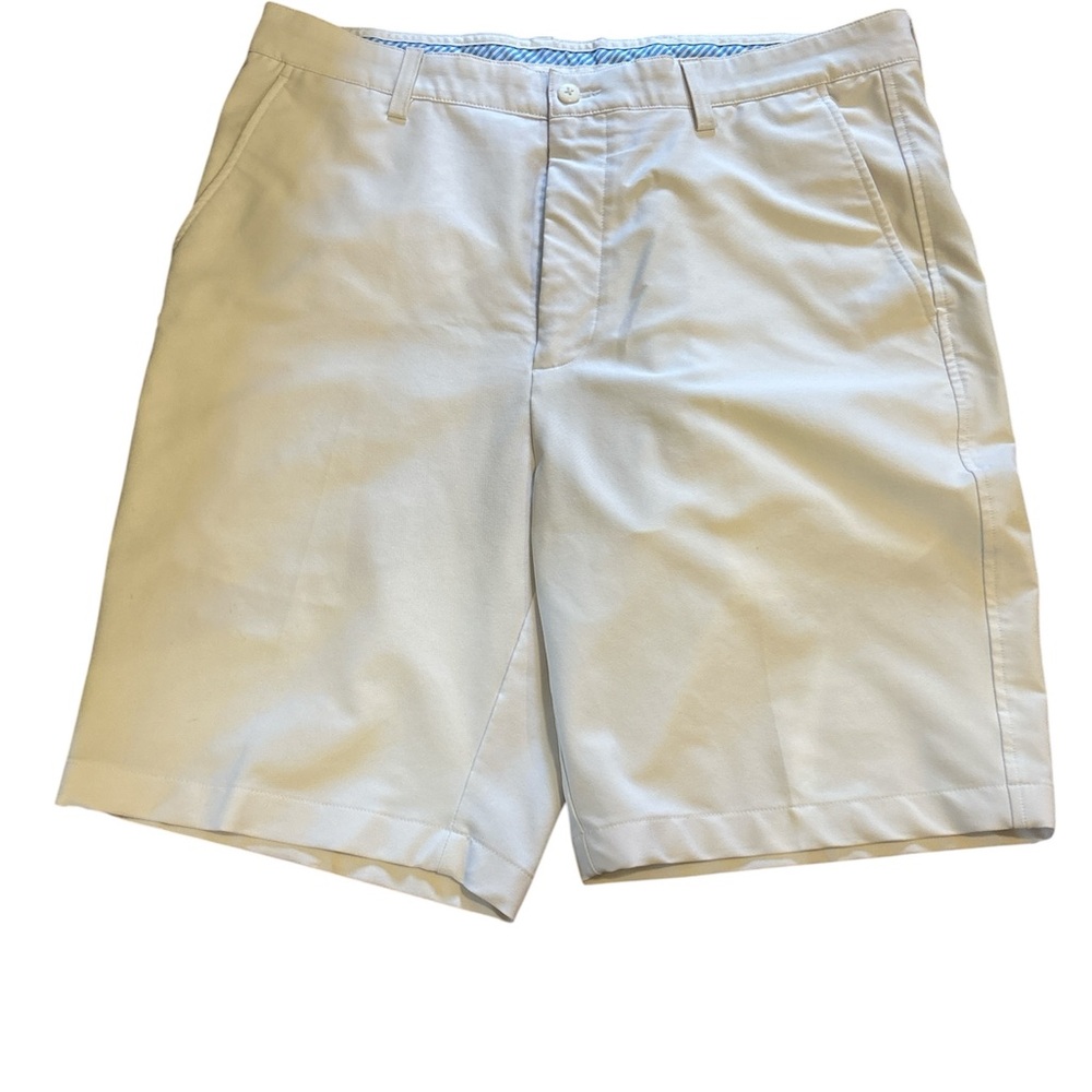 FootJoy Flat Front Golf Shorts Versatile Design